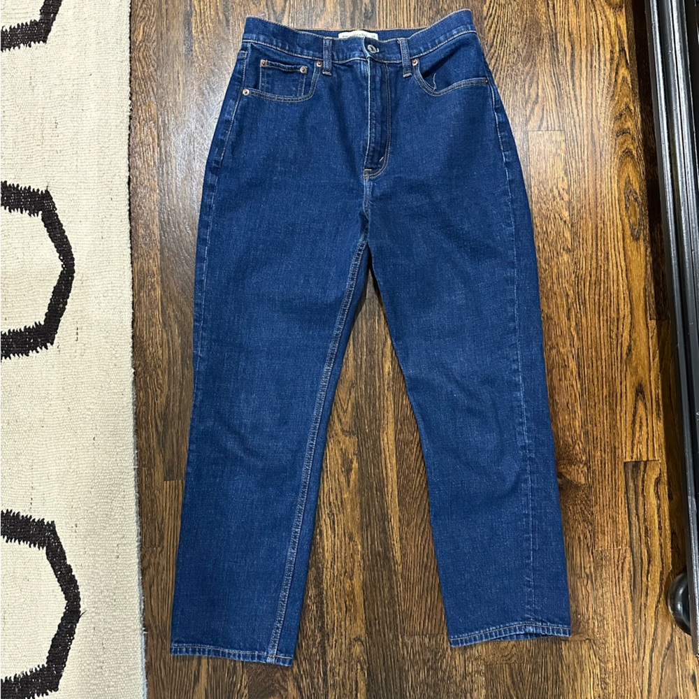 Abercrombie & Fitch Curve Love Ultra High Rise Ankle Straight Jean